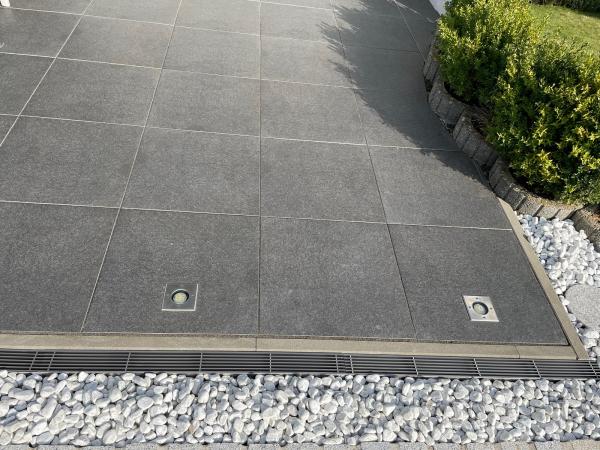 Entwässerungsrinne Edelstahl 1 Meter mit Ablaufstutzen superflach Rost Längsstabrost, System 35/80